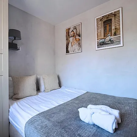 Nordic Apartment 2 Bedrooms And Ac, Center Warsaw Exterior photo